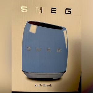 7 piece SMEG knife set.